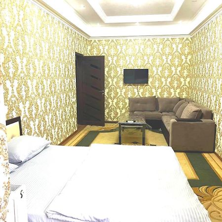 One-Room Apartment In Душанбе Екстериор снимка